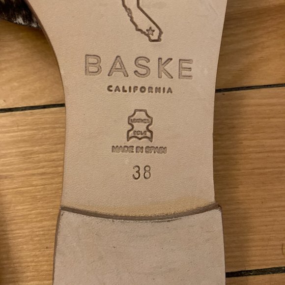 BASKE CALIFORNIA Sage Slide Sandal Cow Print Calf Hair Size 8.5 EU 39 - Picture 3 of 5